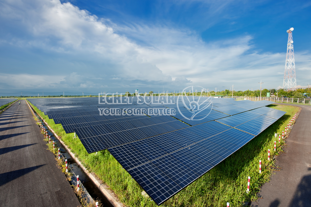 Výroba fotovoltaické energie: podpora ochrany životního prostředí a podpora rozvoje obnovitelné energie