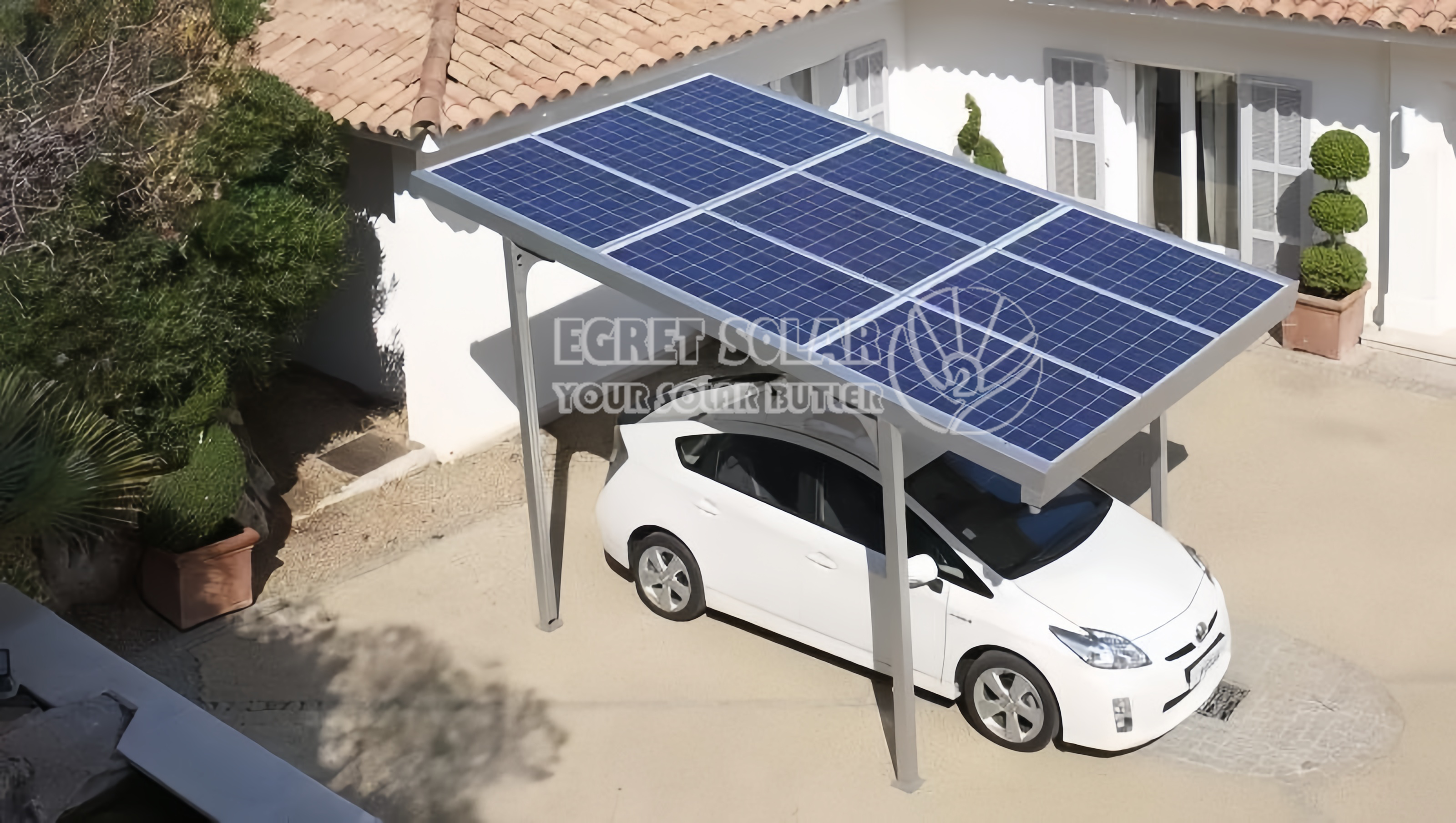 Inovativní hydroizolační solární montážní systém Carport řeší tradiční výzvy